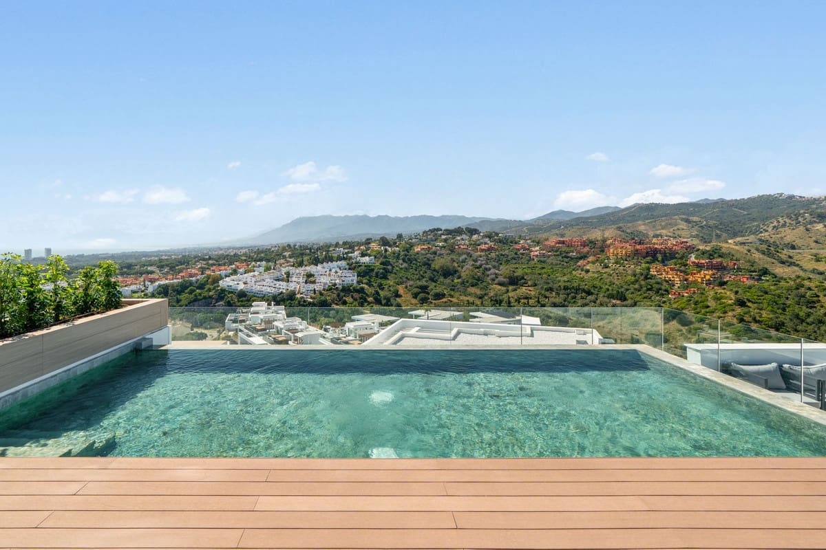 Apartamento de 3 habitaciones en Cabopino en venta - 1.790.000 € (Ref: 9929927)