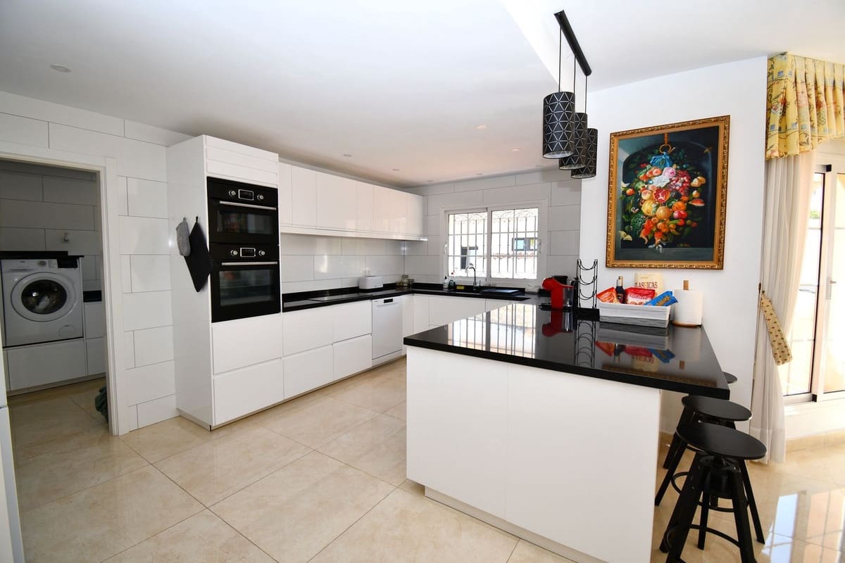 9 chambre Villa/Maison à vendre à Mijas Golf - 1 890 000 € (Ref: 9929929)