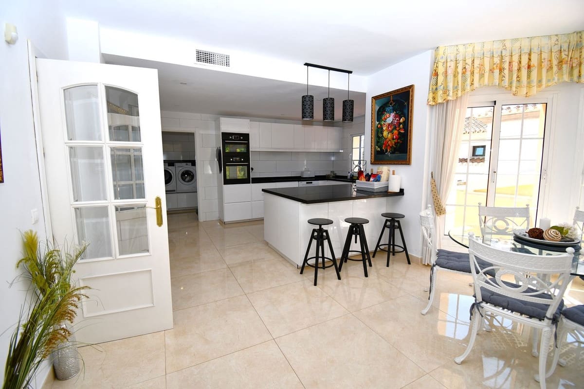 9 chambre Villa/Maison à vendre à Mijas Golf - 1 890 000 € (Ref: 9929929)