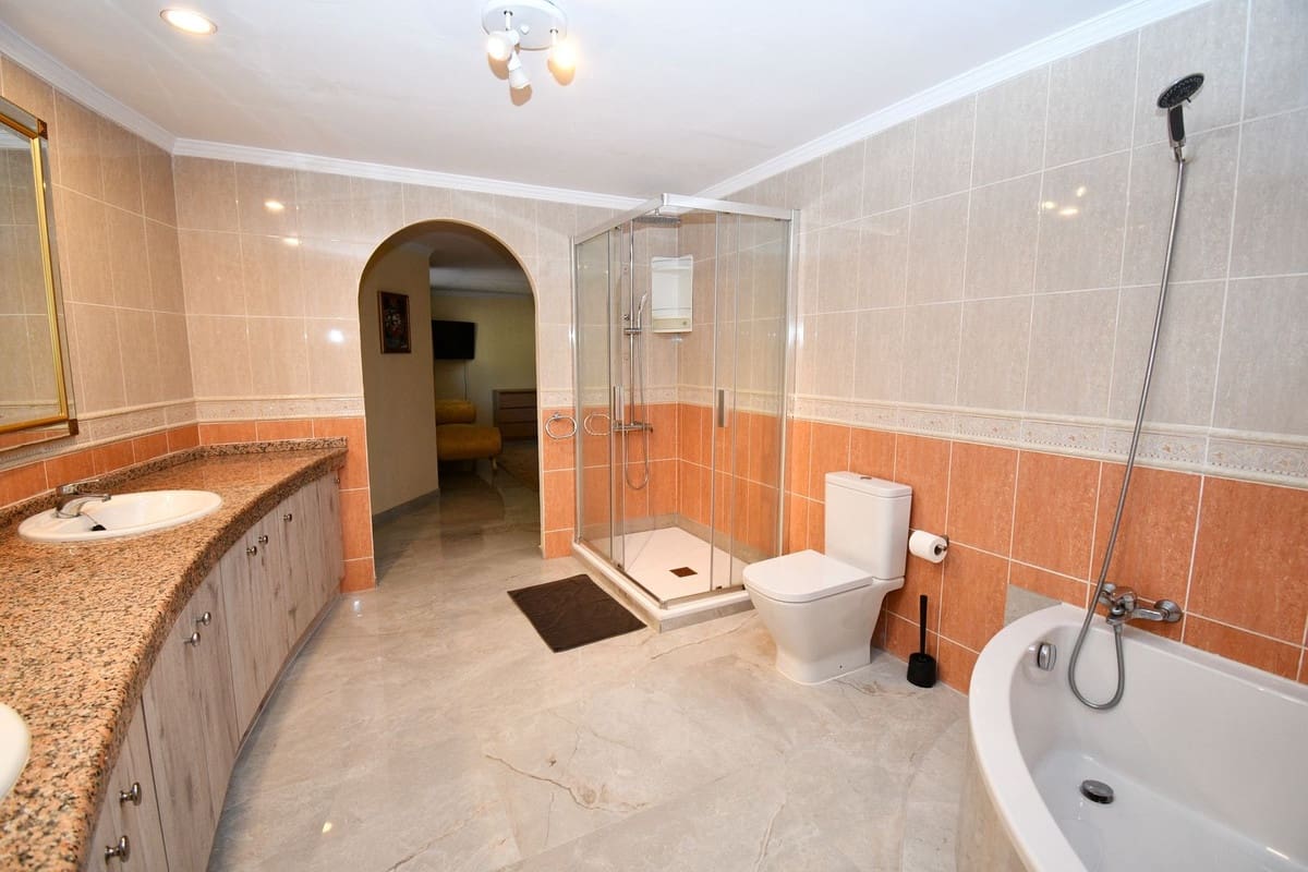 9 chambre Villa/Maison à vendre à Mijas Golf - 1 890 000 € (Ref: 9929929)