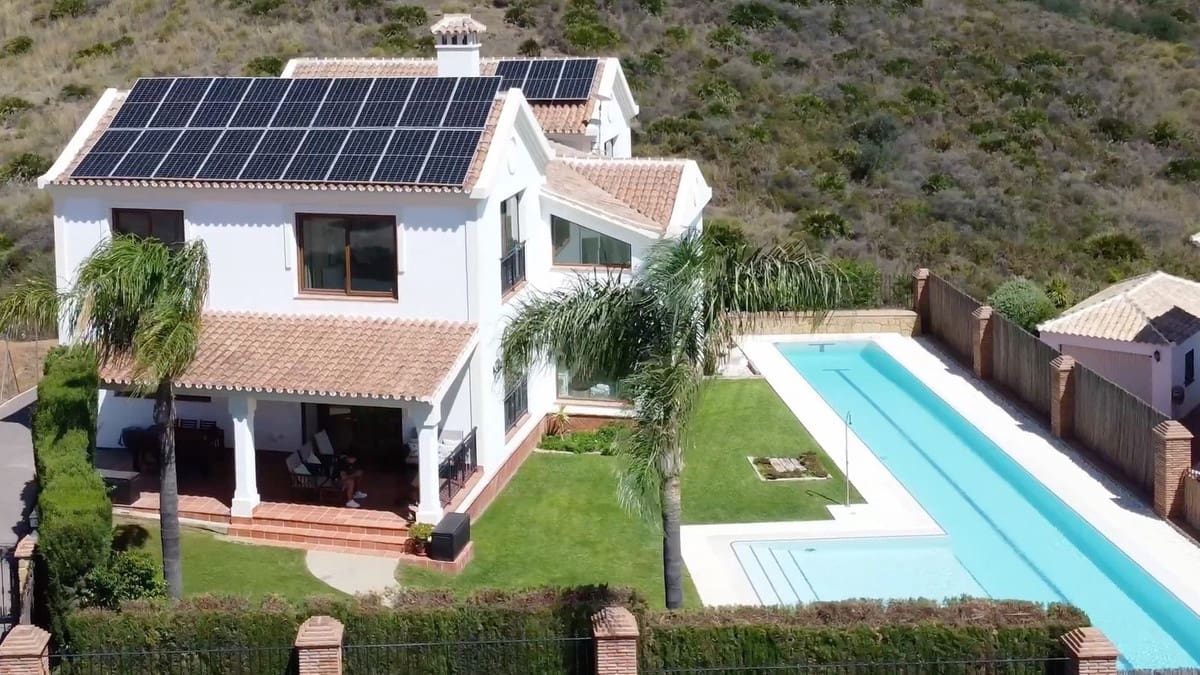 5 soverom Villa til salgs i La Cala Golf med garasje - € 1 890 000 (Ref: 9929931)