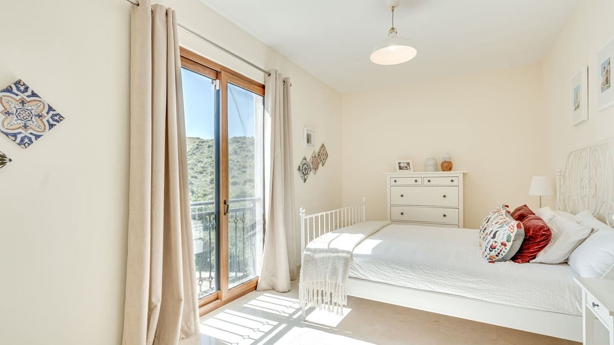 5 soverom Villa til salgs i La Cala Golf med garasje - € 1 890 000 (Ref: 9929931)