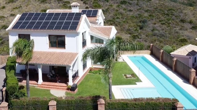 5 soverom Villa til salgs i La Cala Golf, Mijas med garasje - € 1 890 000 (Ref: 9929931)