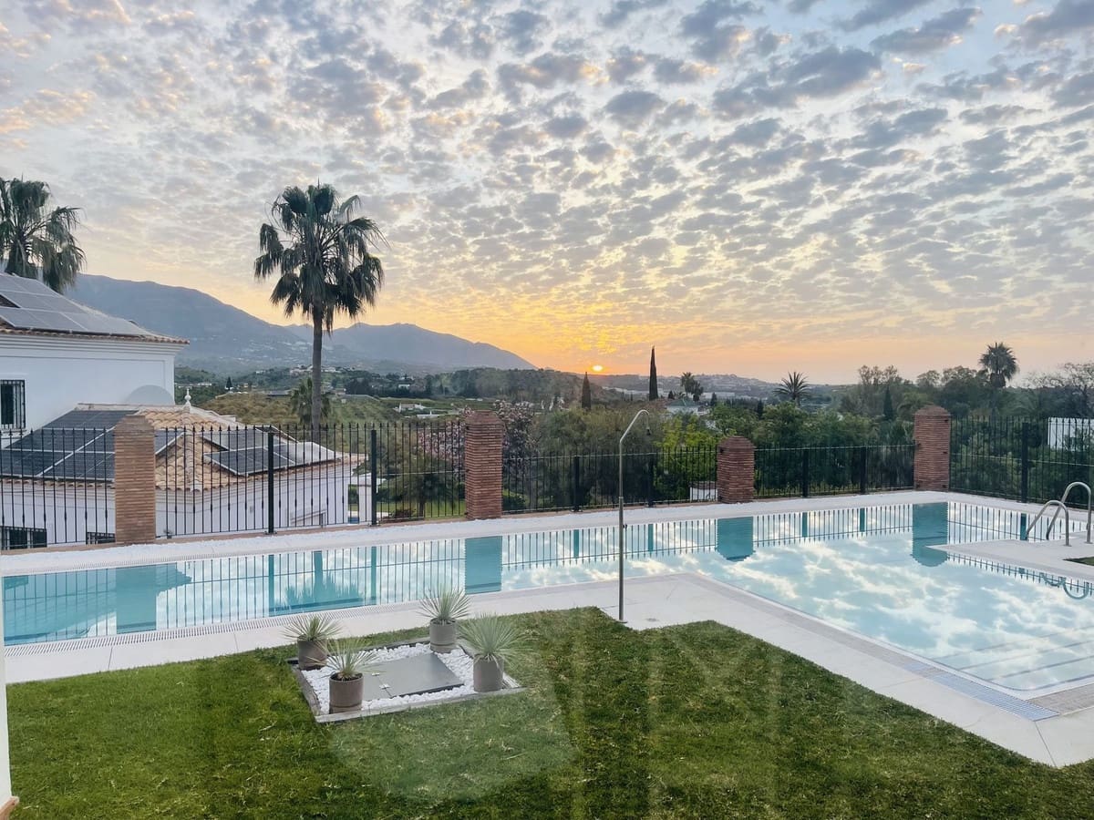 5 soverom Villa til salgs i La Cala Golf med garasje - € 1 890 000 (Ref: 9929931)