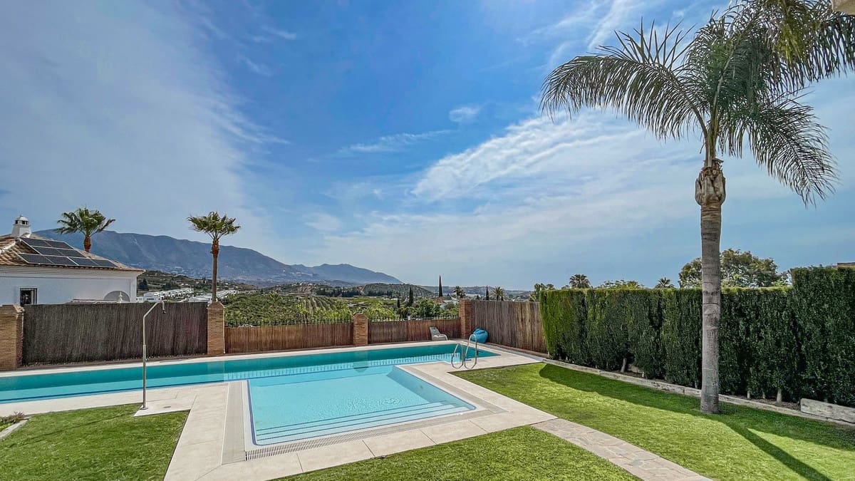 5 soverom Villa til salgs i La Cala Golf med garasje - € 1 890 000 (Ref: 9929931)