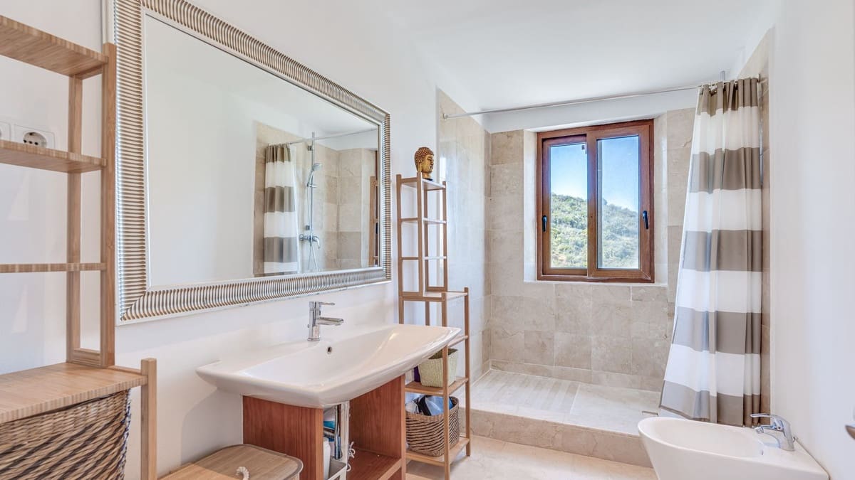 5 soverom Villa til salgs i La Cala Golf med garasje - € 1 890 000 (Ref: 9929931)