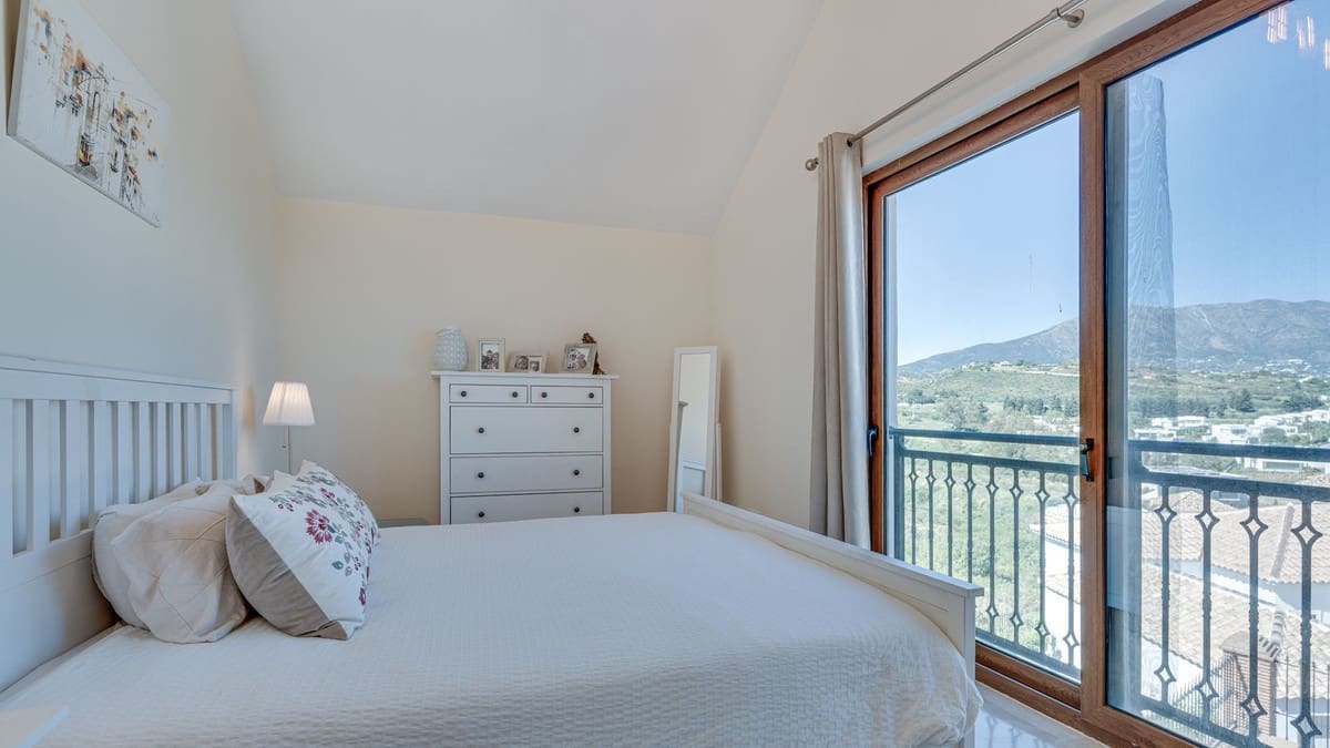 5 soverom Villa til salgs i La Cala Golf med garasje - € 1 890 000 (Ref: 9929931)