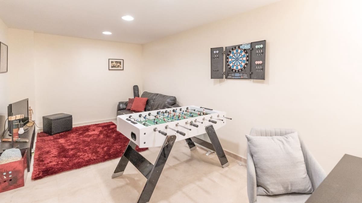 5 soverom Villa til salgs i La Cala Golf med garasje - € 1 890 000 (Ref: 9929931)