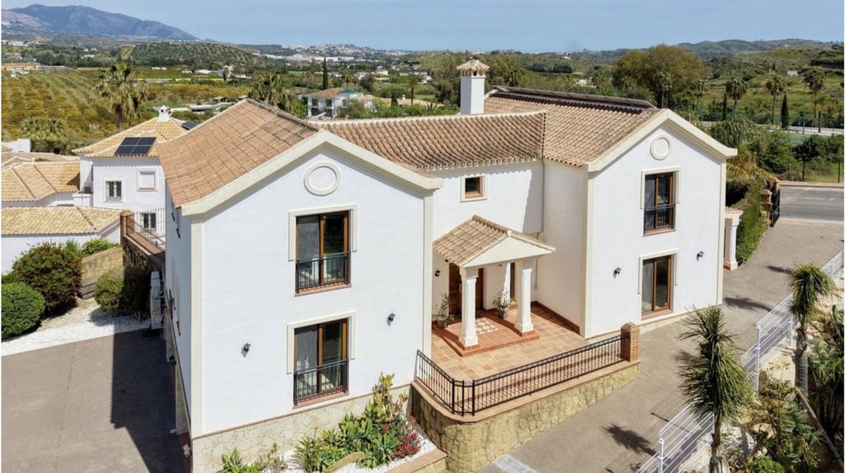 5 soverom Villa til salgs i La Cala Golf med garasje - € 1 890 000 (Ref: 9929931)
