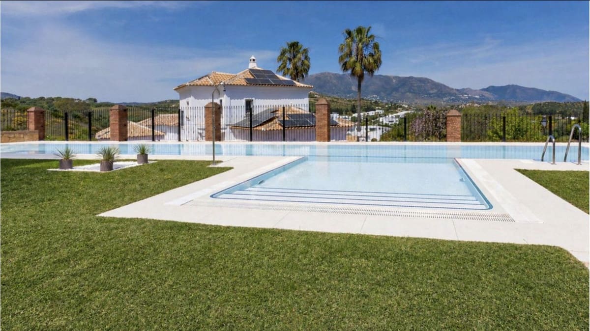 5 soverom Villa til salgs i La Cala Golf med garasje - € 1 890 000 (Ref: 9929931)