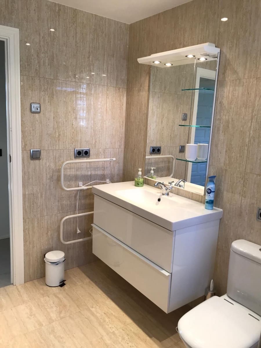 4 Zimmer Villa zu verkaufen in La Sierrezuela mit Garage - 1.950.000 € (Ref: 9929932)