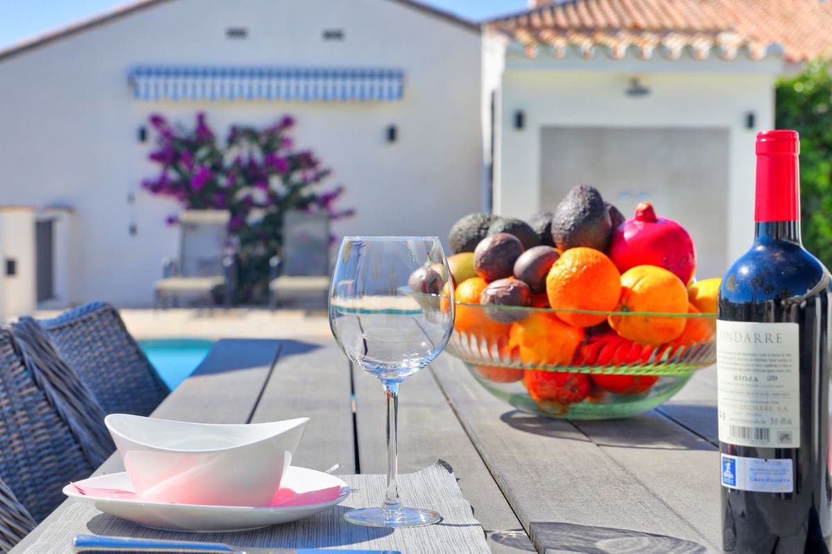 4 Zimmer Villa zu verkaufen in La Sierrezuela mit Garage - 1.950.000 € (Ref: 9929932)