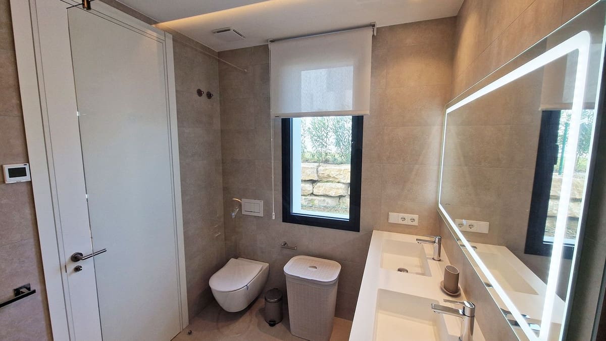 Chalet de 4 habitaciones en La Cala Golf en venta con garaje - 2.000.000 € (Ref: 9929935)