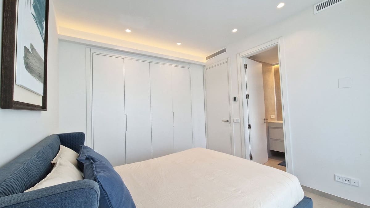 Chalet de 4 habitaciones en La Cala Golf en venta con garaje - 2.000.000 € (Ref: 9929935)