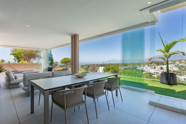 Apartamento de 3 habitaciones en Cabopino, Marbella en venta con garaje - 2.080.000 € (Ref: 9929936)