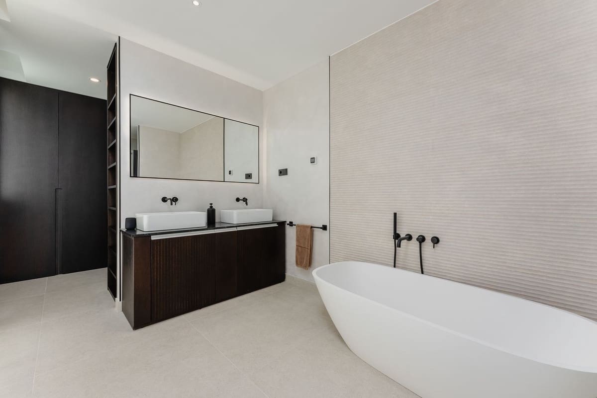 Apartamento de 3 habitaciones en Cabopino en venta con garaje - 2.080.000 € (Ref: 9929936)