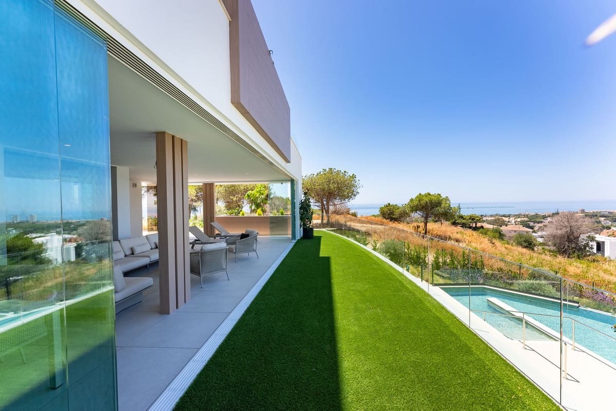 Apartamento de 3 habitaciones en Cabopino en venta con garaje - 2.080.000 € (Ref: 9929936)
