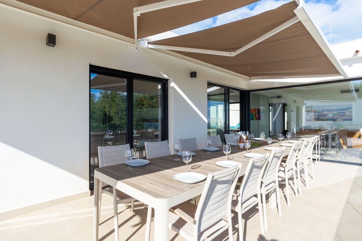 6 Zimmer Villa zu verkaufen in La Cala de Mijas mit Garage - 2.100.000 € (Ref: 9929937)
