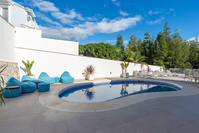 6 Zimmer Villa zu verkaufen in La Cala de Mijas, Mijas mit Garage - 2.100.000 € (Ref: 9929937)