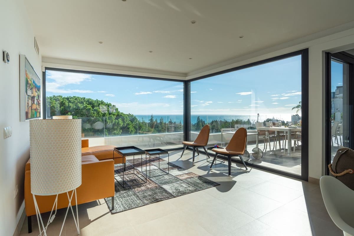 6 Zimmer Villa zu verkaufen in La Cala de Mijas mit Garage - 2.100.000 € (Ref: 9929937)