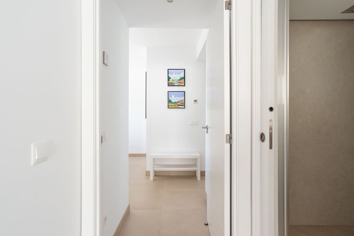 6 Zimmer Villa zu verkaufen in La Cala de Mijas mit Garage - 2.100.000 € (Ref: 9929937)