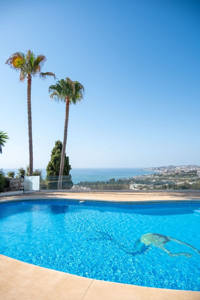 5 sypialnia Willa na sprzedaż w Mijas Costa z garażem - 2 450 000 € (Ref: 9929945)