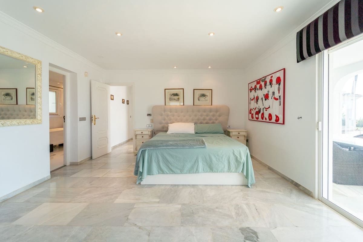 5 sypialnia Willa na sprzedaż w Mijas Costa z garażem - 2 450 000 € (Ref: 9929945)