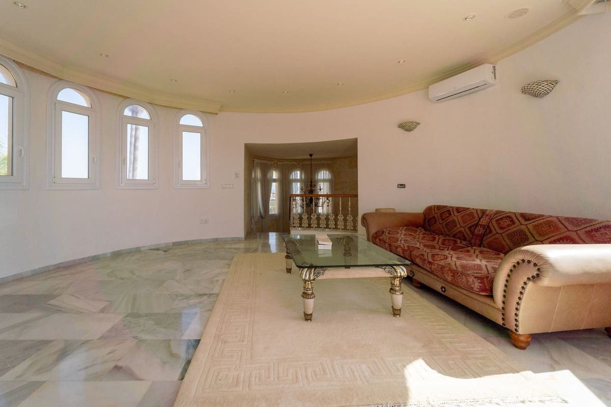 5 sypialnia Willa na sprzedaż w Mijas Costa z garażem - 2 450 000 € (Ref: 9929945)