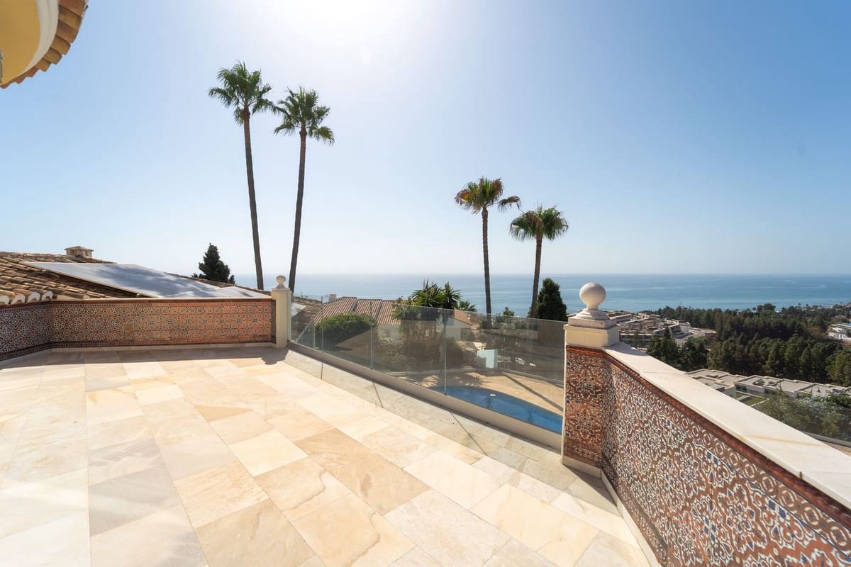 5 sypialnia Willa na sprzedaż w Mijas Costa z garażem - 2 450 000 € (Ref: 9929945)