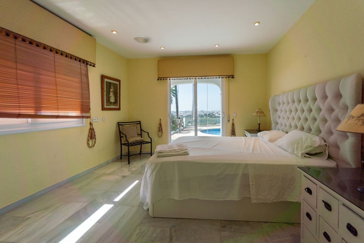 5 sypialnia Willa na sprzedaż w Mijas Costa z garażem - 2 450 000 € (Ref: 9929945)