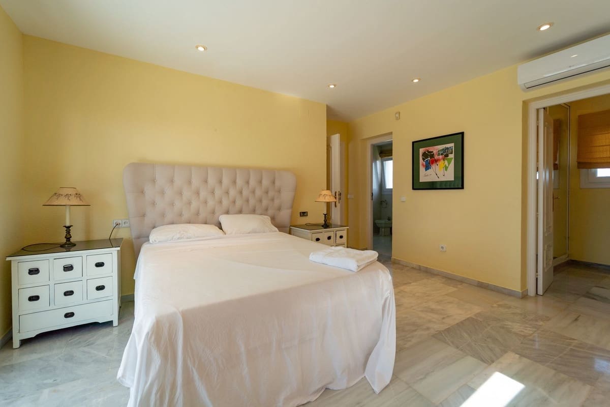 5 sypialnia Willa na sprzedaż w Mijas Costa z garażem - 2 450 000 € (Ref: 9929945)
