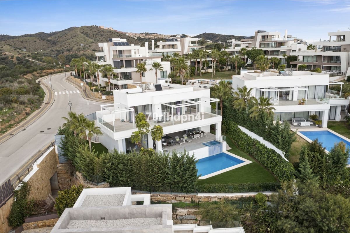5 quarto Moradia para venda em Marbella com garagem - 3 150 000 € (Ref: 9929952)