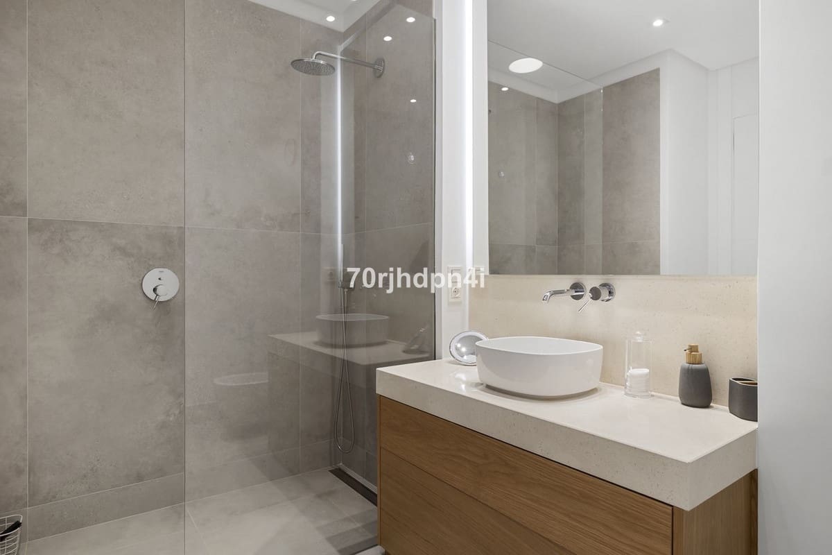 5 quarto Moradia para venda em Marbella com garagem - 3 150 000 € (Ref: 9929952)