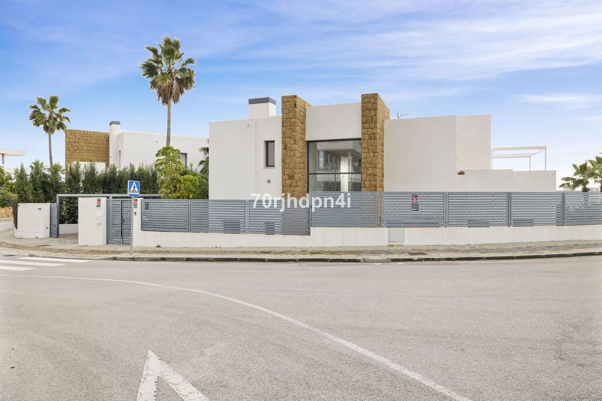 5 quarto Moradia para venda em Marbella com garagem - 3 150 000 € (Ref: 9929952)