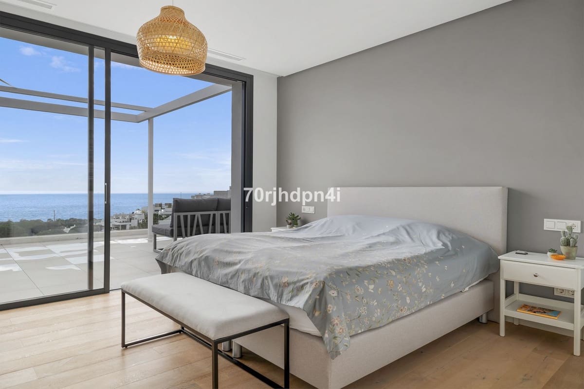 5 quarto Moradia para venda em Marbella com garagem - 3 150 000 € (Ref: 9929952)