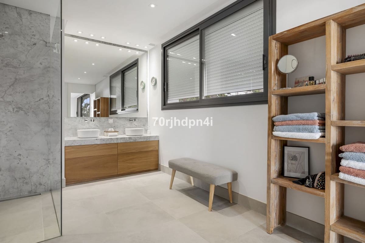 5 quarto Moradia para venda em Marbella com garagem - 3 150 000 € (Ref: 9929952)