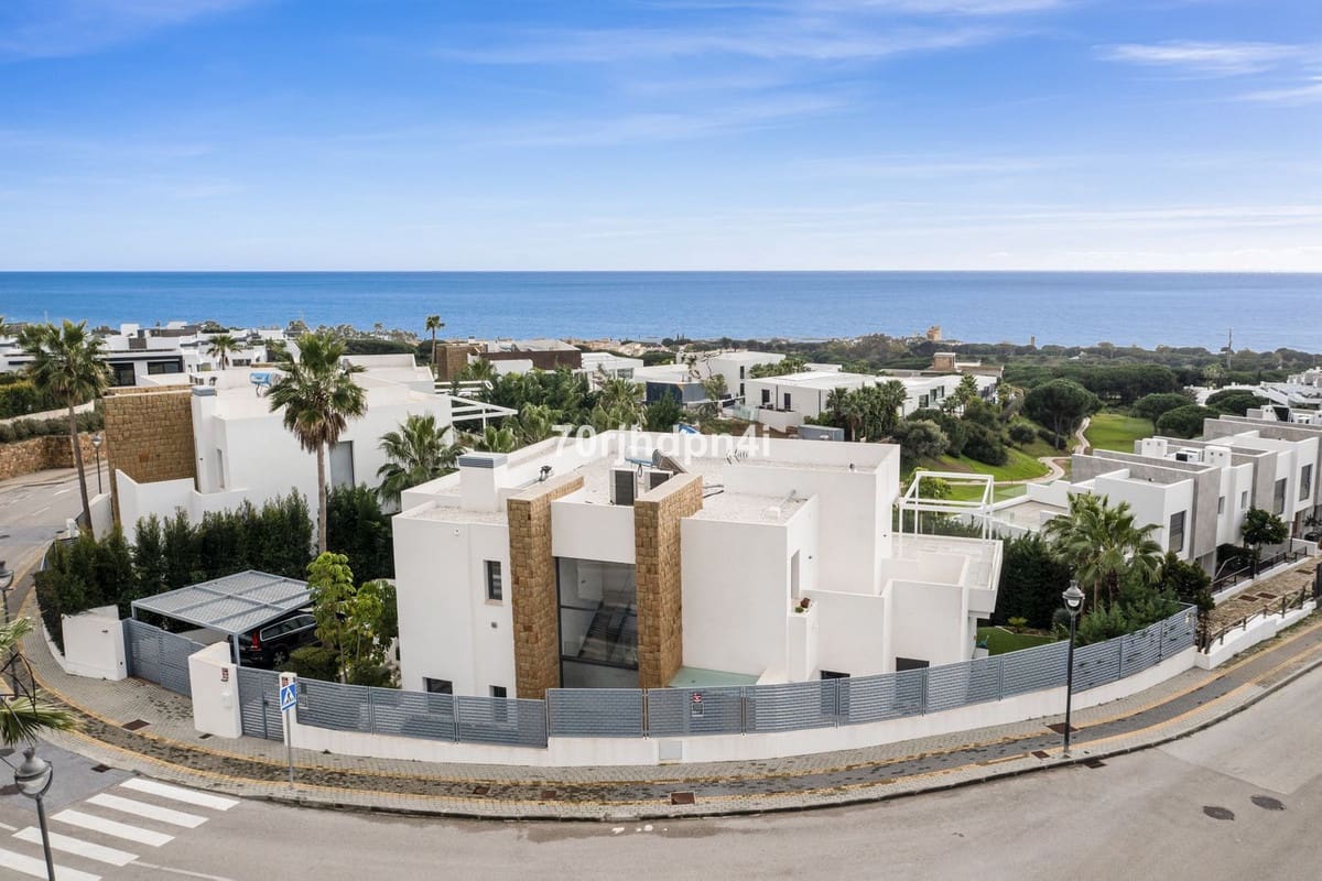 5 quarto Moradia para venda em Marbella com garagem - 3 150 000 € (Ref: 9929952)