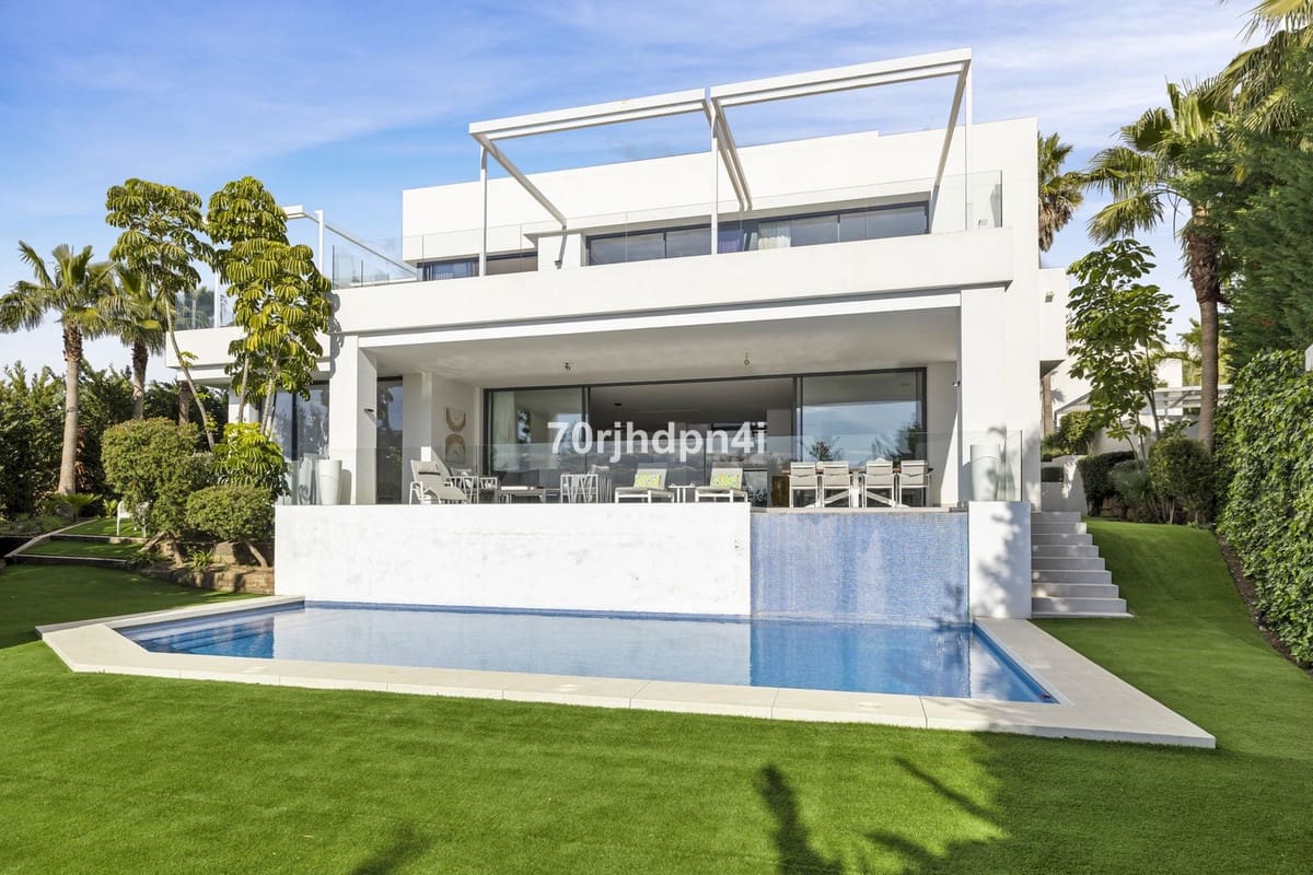 5 quarto Moradia para venda em Marbella com garagem - 3 150 000 € (Ref: 9929952)