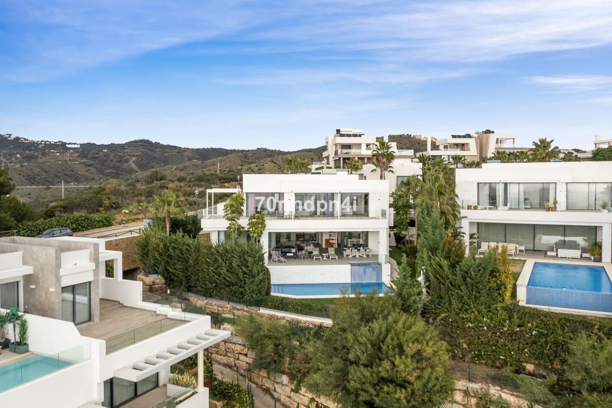 5 quarto Moradia para venda em Marbella com garagem - 3 150 000 € (Ref: 9929952)