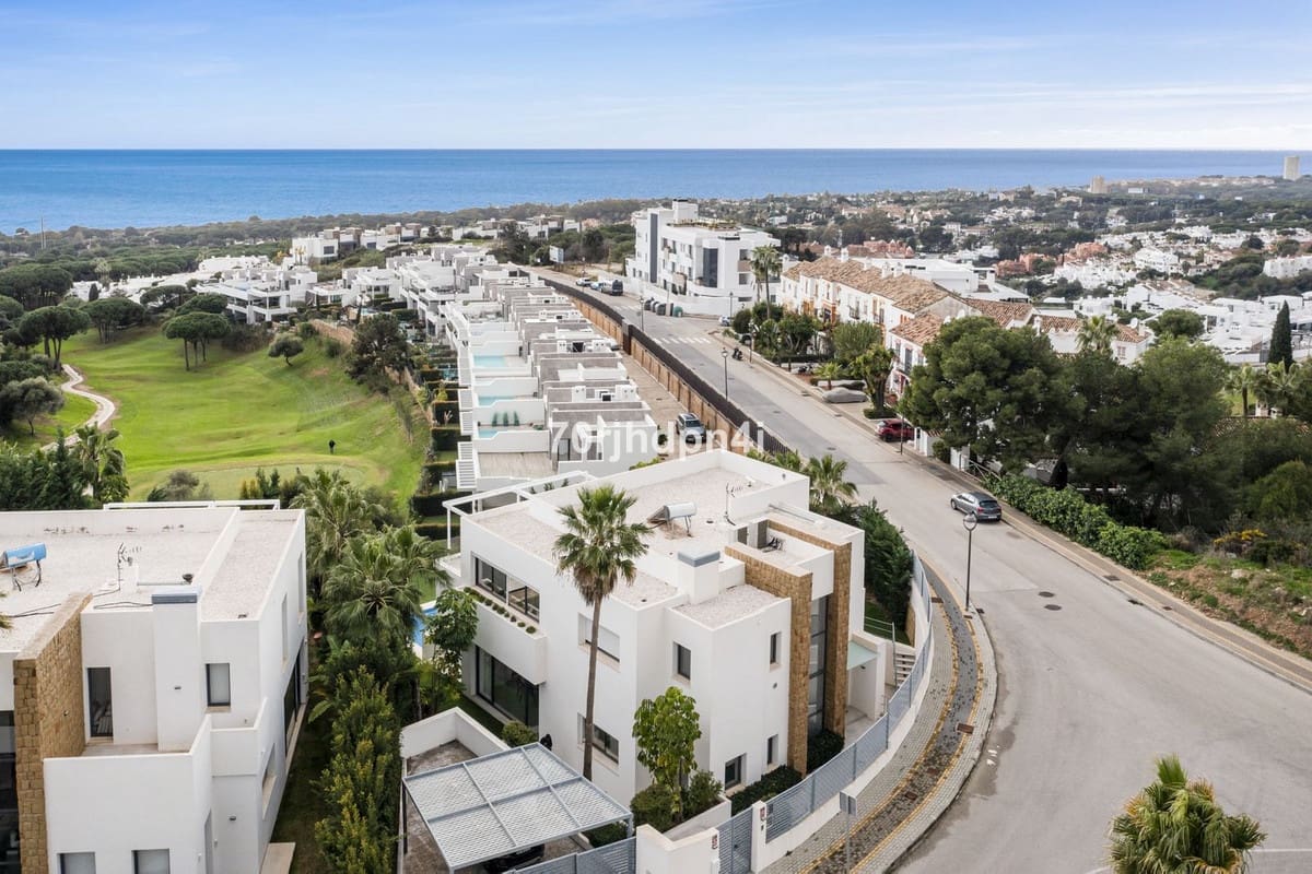 5 quarto Moradia para venda em Marbella com garagem - 3 150 000 € (Ref: 9929952)