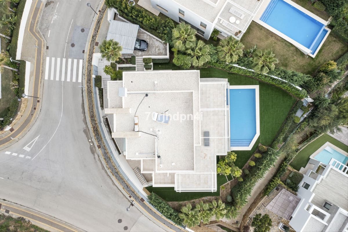 5 quarto Moradia para venda em Marbella com garagem - 3 150 000 € (Ref: 9929952)
