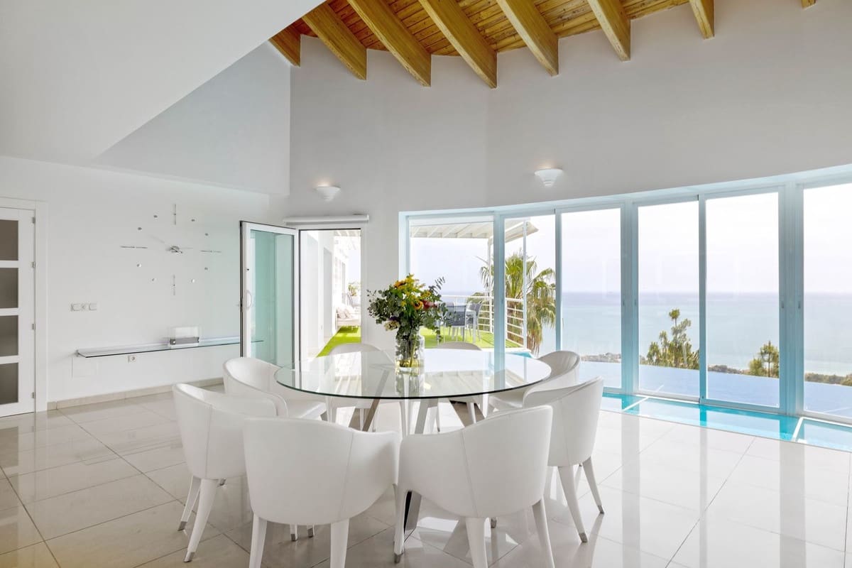 4 soveværelse Villa til salg i Benalmadena Costa - € 3.390.000 (Ref: 9929953)