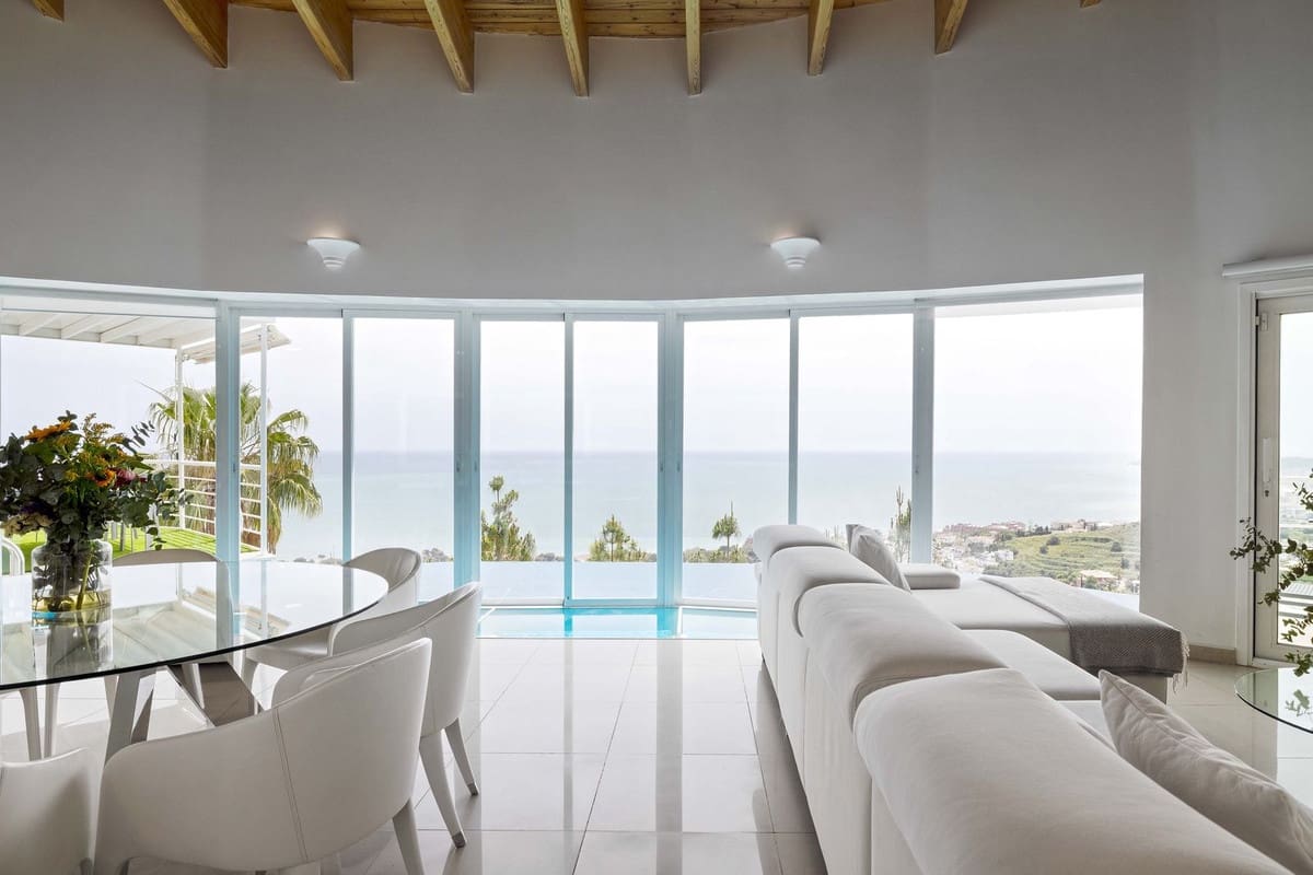 4 soveværelse Villa til salg i Benalmadena Costa - € 3.390.000 (Ref: 9929953)