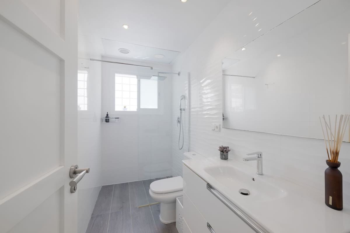 4 soveværelse Villa til salg i Benalmadena Costa - € 3.390.000 (Ref: 9929953)