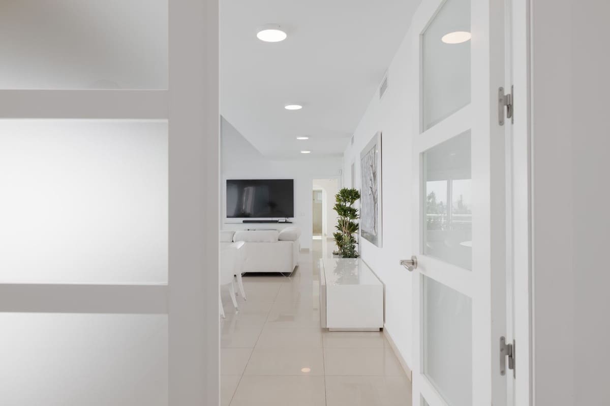4 soveværelse Villa til salg i Benalmadena Costa - € 3.390.000 (Ref: 9929953)