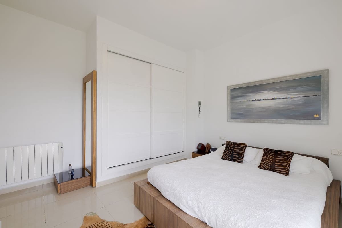 4 soveværelse Villa til salg i Benalmadena Costa - € 3.390.000 (Ref: 9929953)