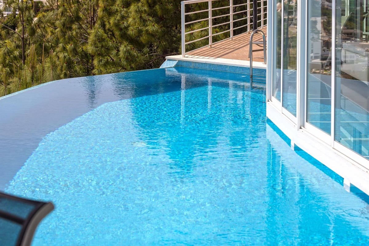 4 soveværelse Villa til salg i Benalmadena Costa - € 3.390.000 (Ref: 9929953)