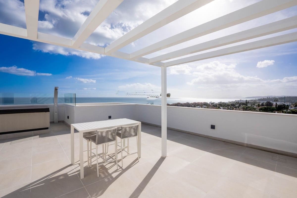 3 Zimmer Apartment zu verkaufen in Estepona - 1.295.000 € (Ref: 9943755)