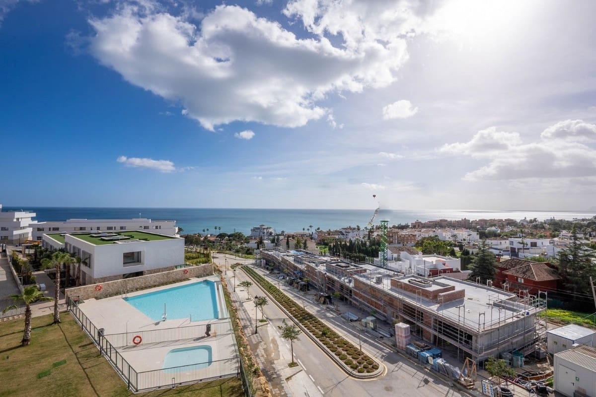 3 Zimmer Apartment zu verkaufen in Estepona - 1.295.000 € (Ref: 9943755)