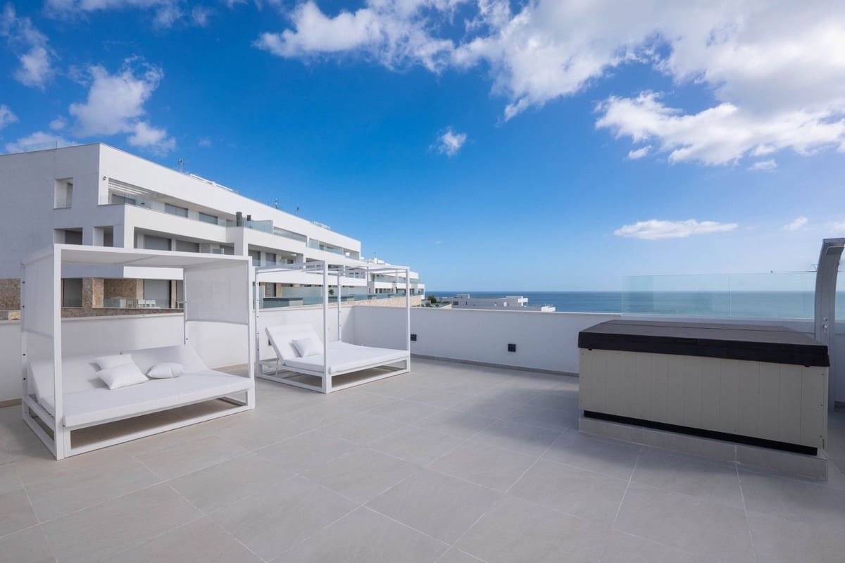 3 Zimmer Apartment zu verkaufen in Estepona - 1.295.000 € (Ref: 9943755)